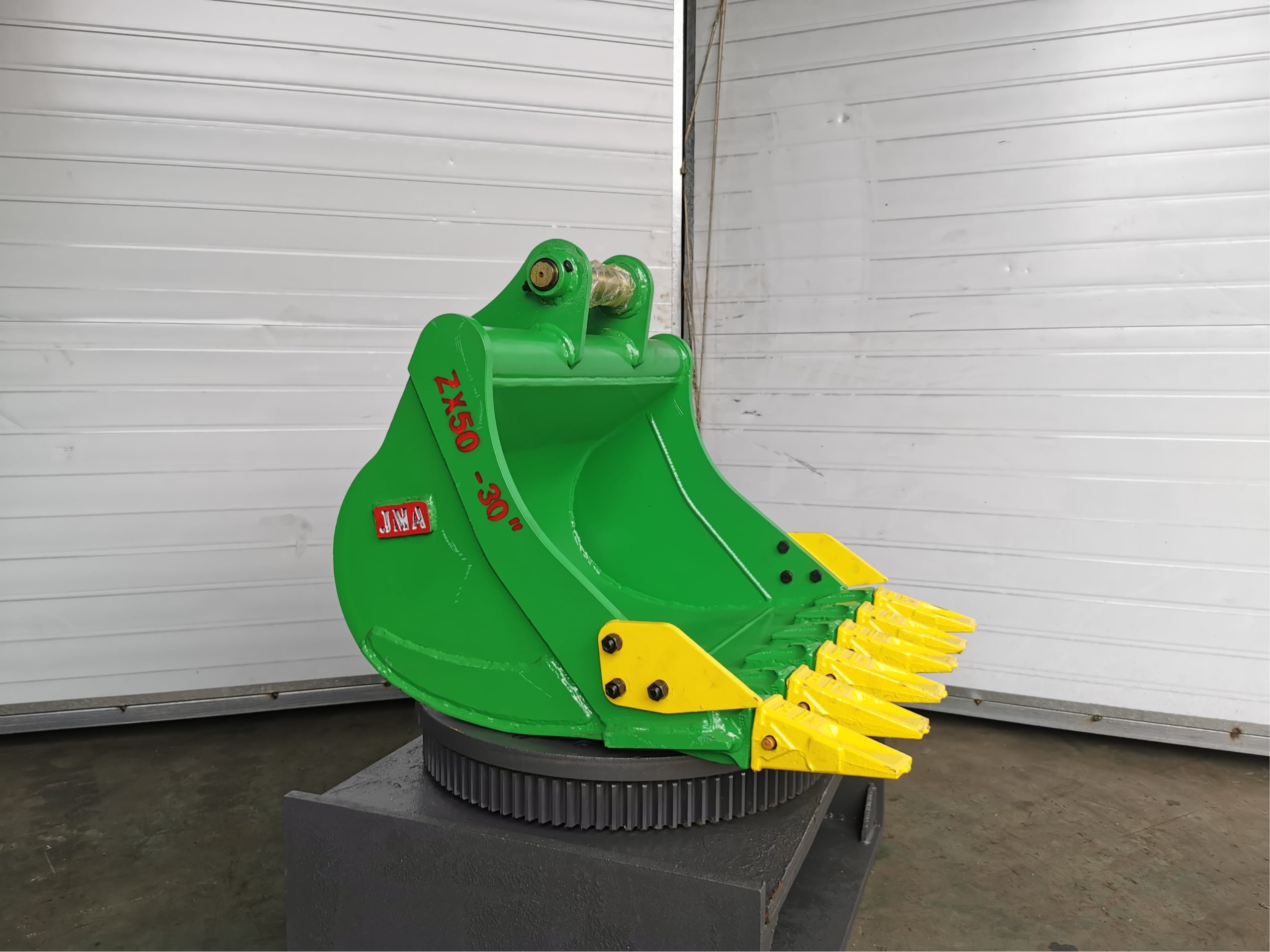 30 Digging Bucket for 4.5 - 6.5 Tons Mini Excavators. 45mm Pins - 4