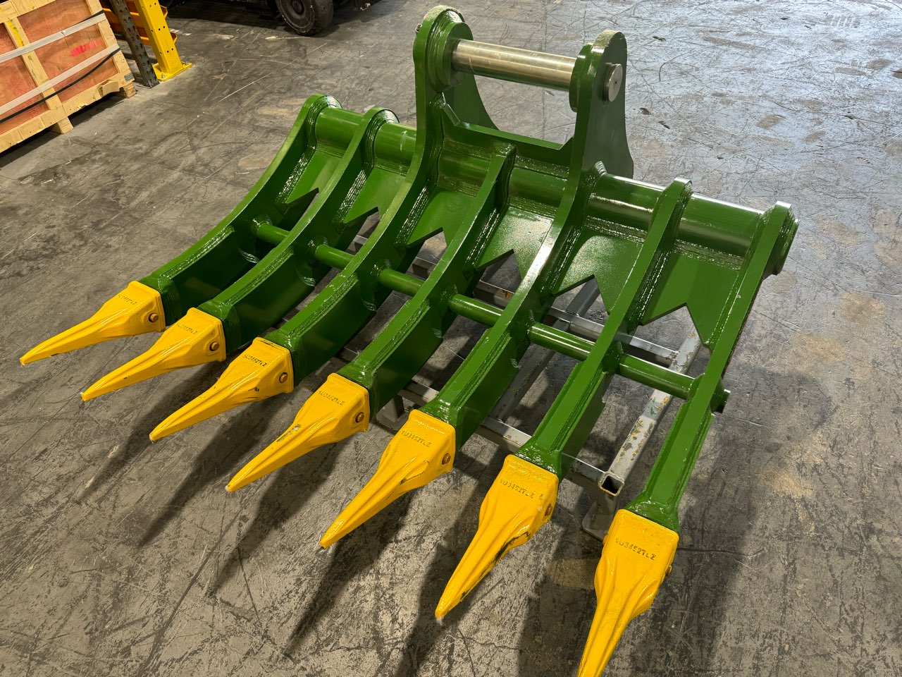 64 Root Rake for 29 - 48 Tons Excavators. 100mm 90mm Pins