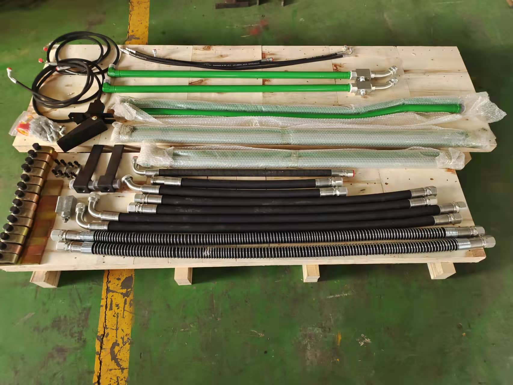 Aux Hydraulic Hammer Piping Kits for 11 - 15 Tons Excavators