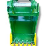 18″ Heavy Duty Digging Bucket for 6.5 – 9 Tons Backhoe Loaders. 45mm Pins