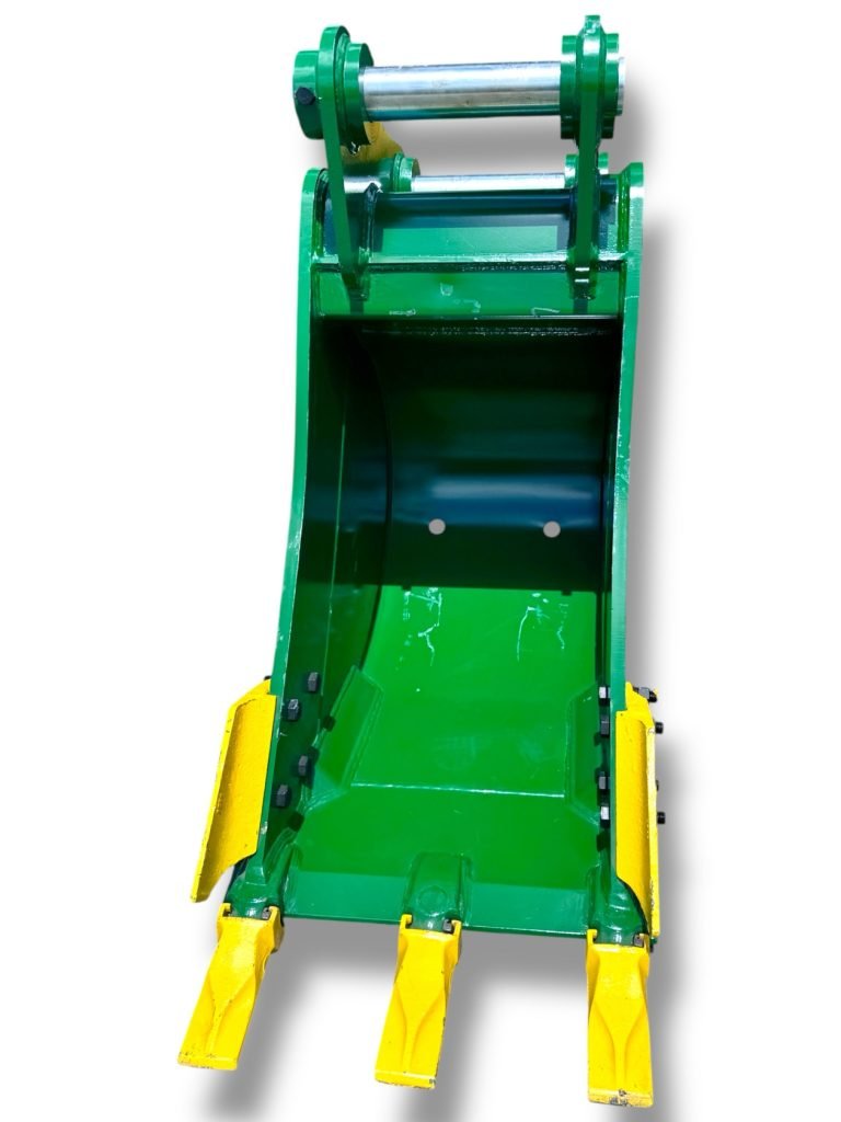 24″ Heavy Duty Digging Bucket for 16 – 25 Tons Excavators. 80mm Pins
