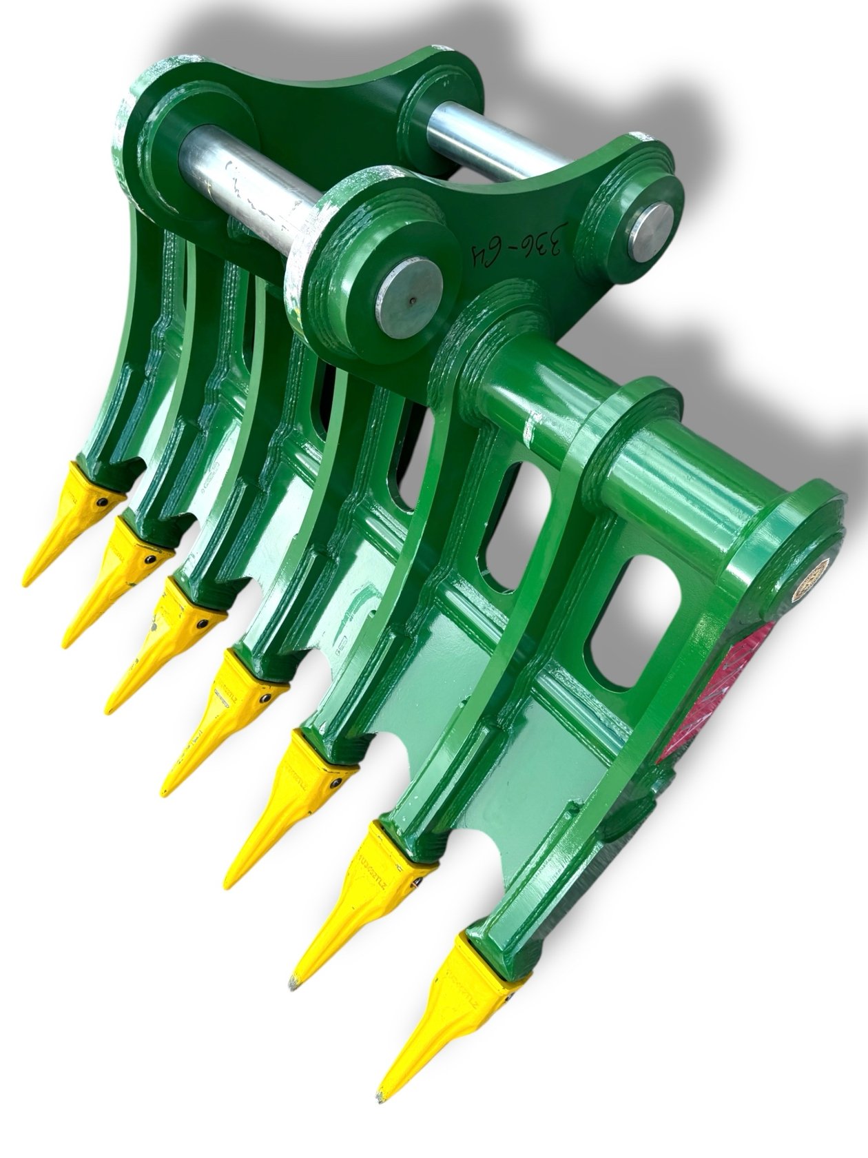 64″ Root Rake for 29 – 48 Tons Excavators. 100mm Pins