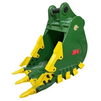 24" Severe Duty Bucket for 12 - 15 Tons Excavators. 65mm Pins