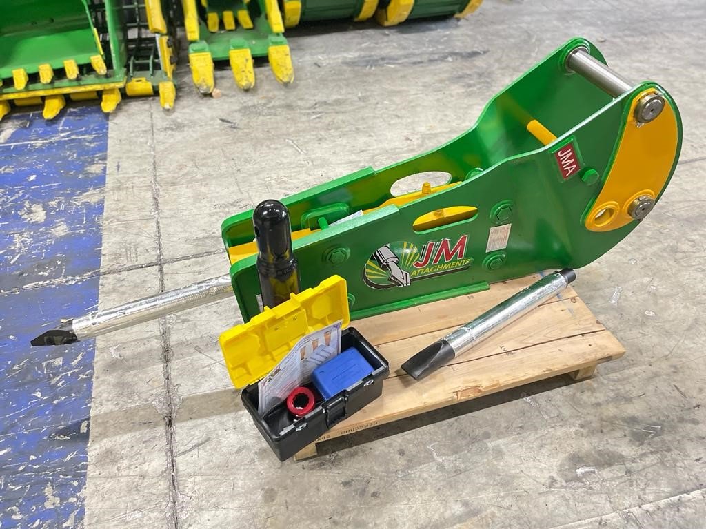 800 Joules Hydraulic Hammer For Backhoe Loaders. 50mm | 45mm Pins