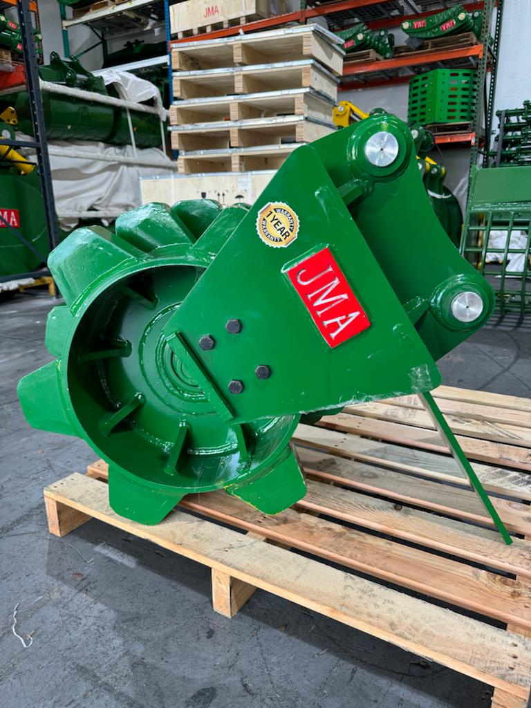 20″ Compaction Wheels for 5 – 6.5 Tons Mini Excavators. 45mm Pins
