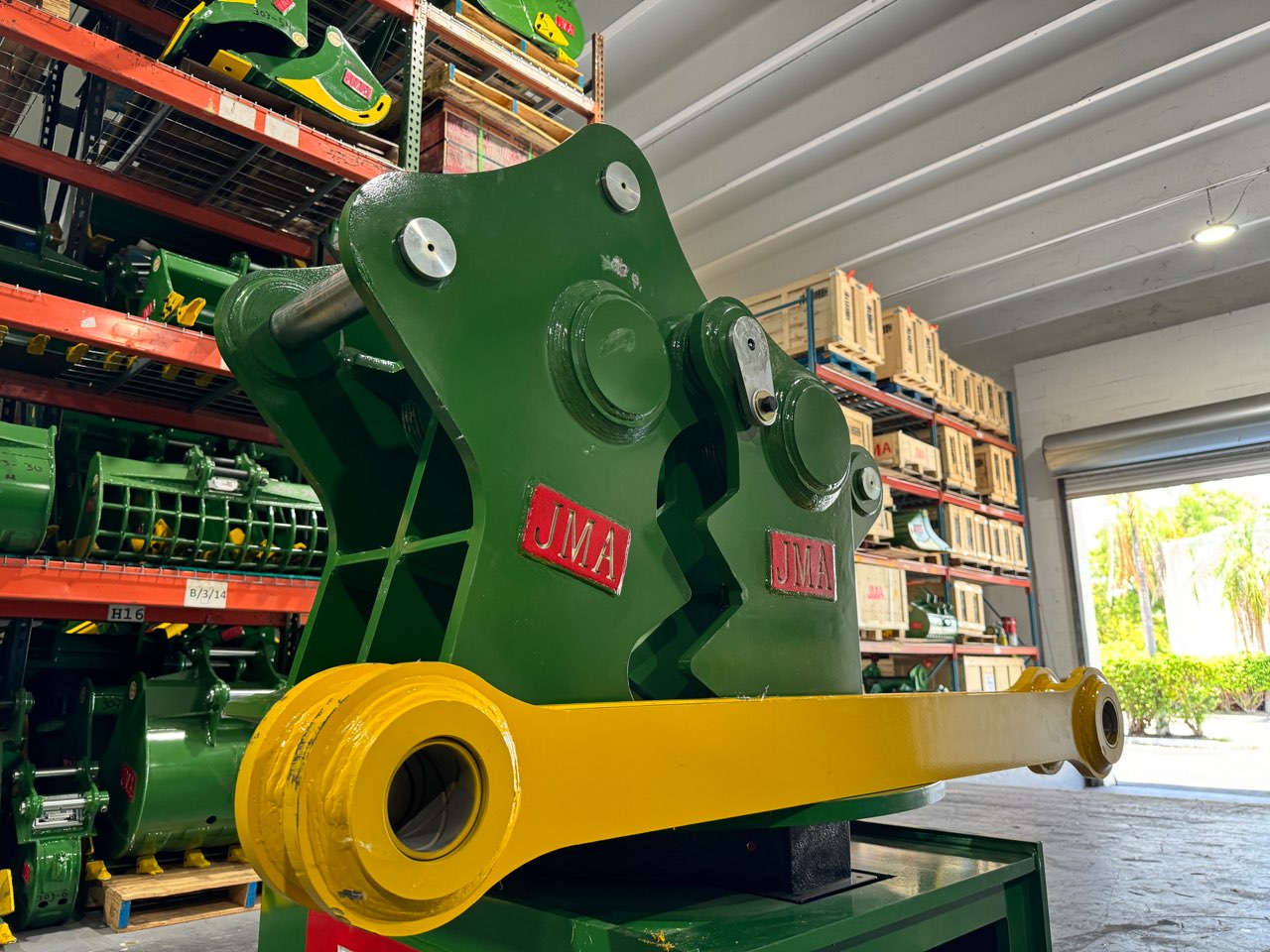 John Deere 210 Excavator Concrete Pulverizer