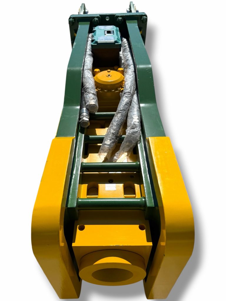 13,558 Joules Hydraulic Hammer for 33 – 55 Tons Excavators.