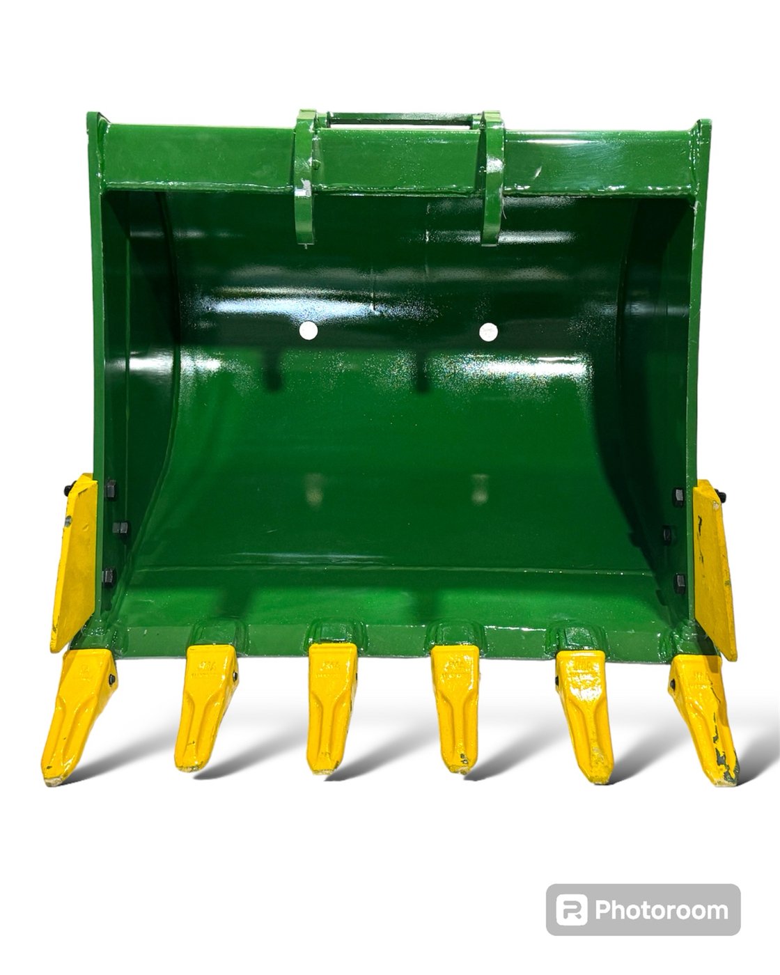 30″ Digging Bucket Bobcat X-Change Coupler for 3 – 9 Tons Mini Excavators