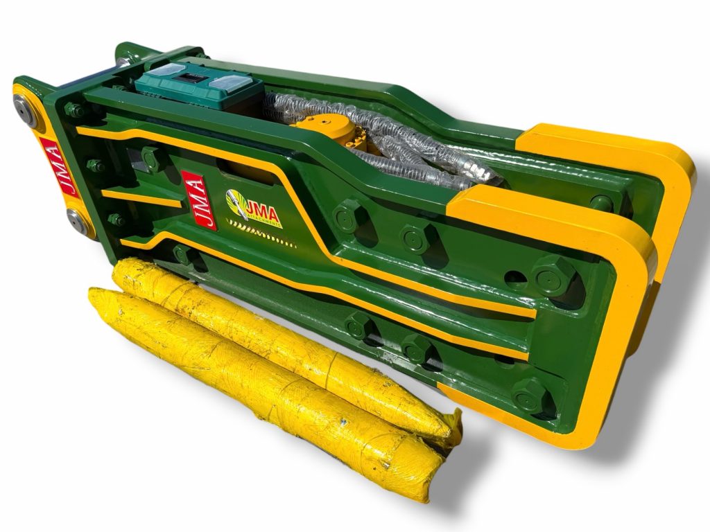 4,067 Joules Hydraulic Hammer for 15 – 19 Tons Excavators.