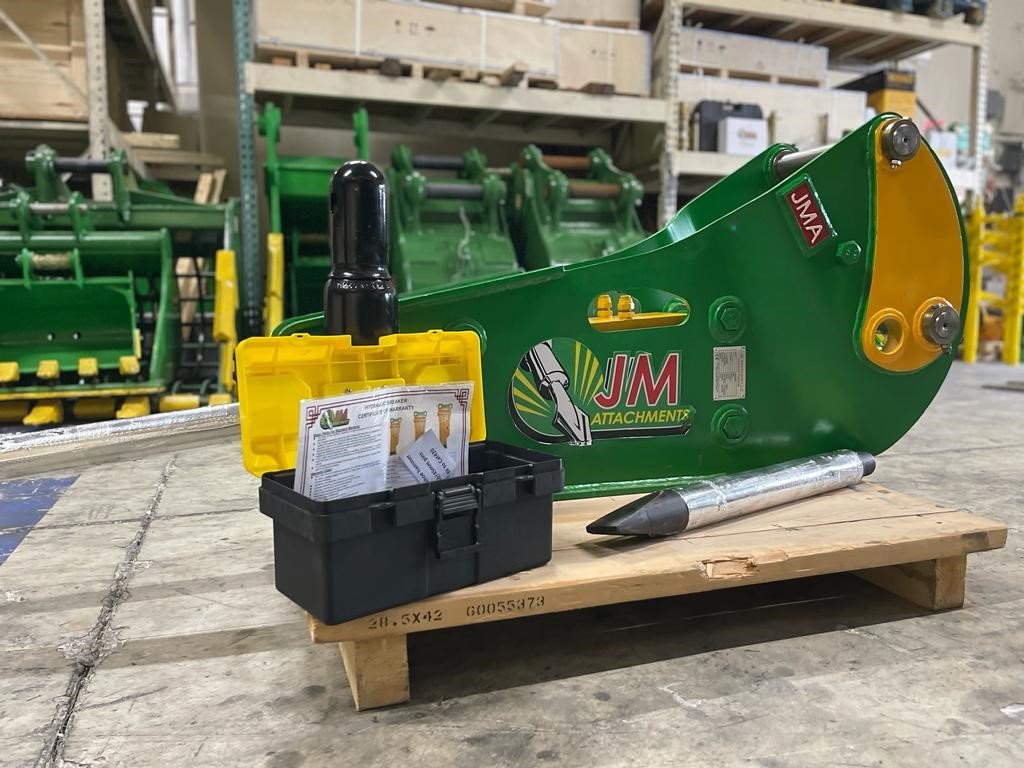 800 Joules Hydraulic Hammer For Backhoe Loaders. 50mm | 45mm Pins