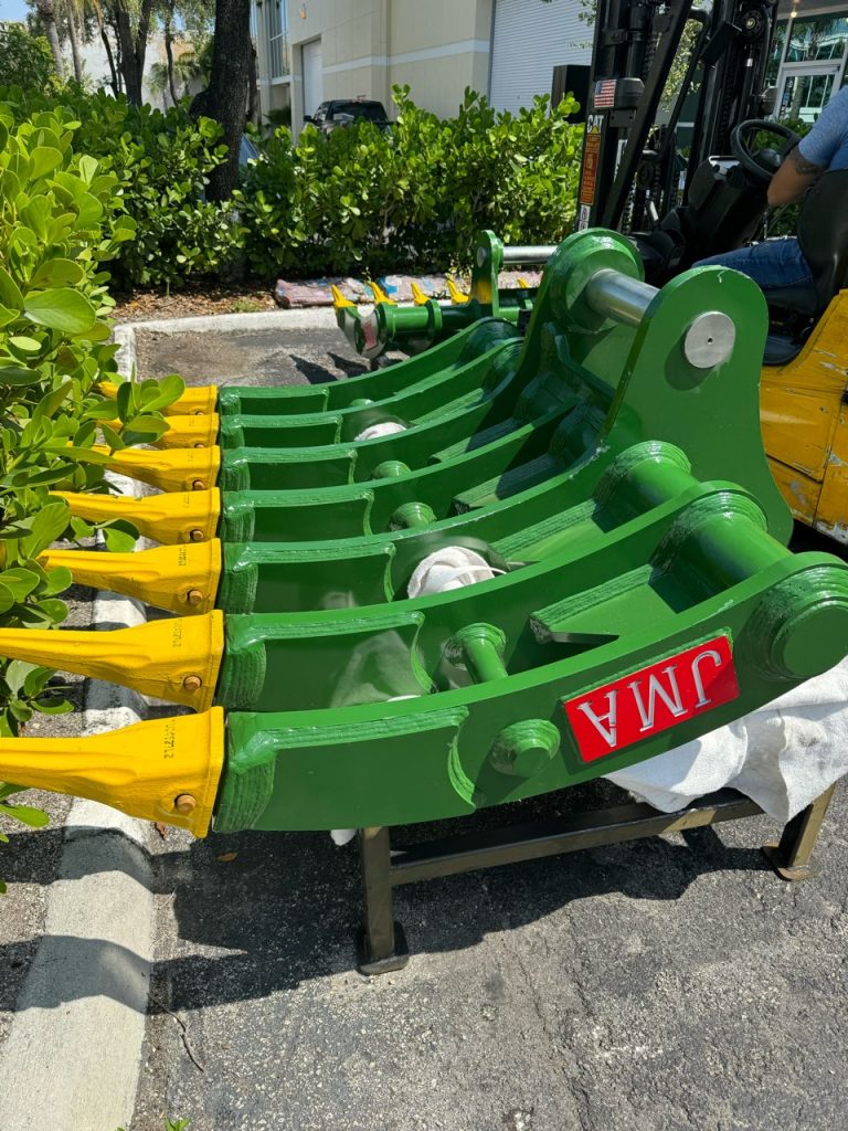 64″ Root Rake for 23 – 36 Tons Excavators. 90mm Pins
