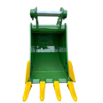 18″ Digging Bucket for Backhoe Loaders. 55mm | 50mm Pins