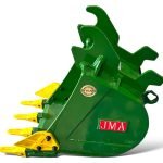 18″ Digging Bucket John Deere Wedge Lock Coupler Style for 4 – 8.5 Tons Mini Excavators