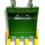 18″ Digging Bucket Kubota Wedge Style for 3 – 4.5 Tons Mini Excavators