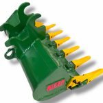 John Deere 17G 30″ Mini Excavator Digging Bucket