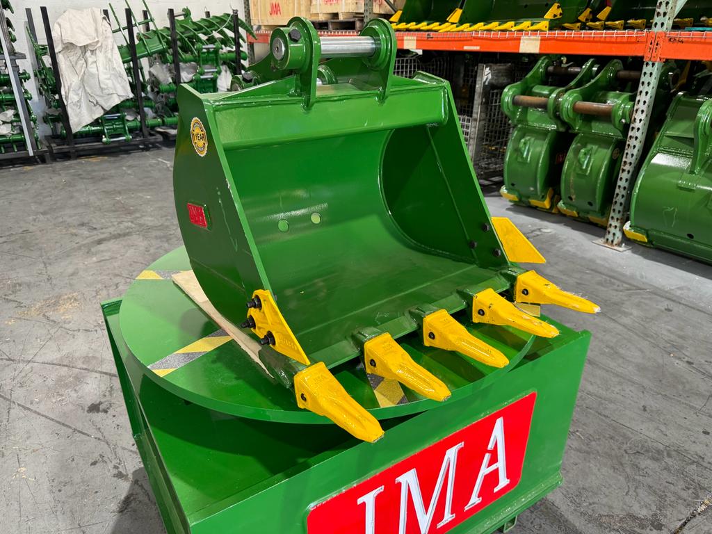 24″ Digging Bucket for 3 – 4.5 Tons Mini Excavators. 38mm Pins