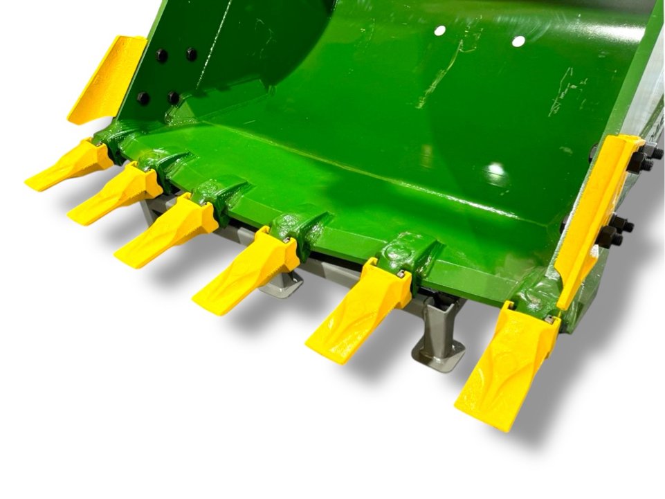 54″ Heavy Duty Digging Bucket for 16 – 25 Tons Excavators. 80mm Pins