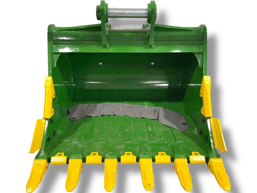 72″ Severe Duty Bucket for 30 – 50 Tons Excavators. 90mm | 80mm Pins