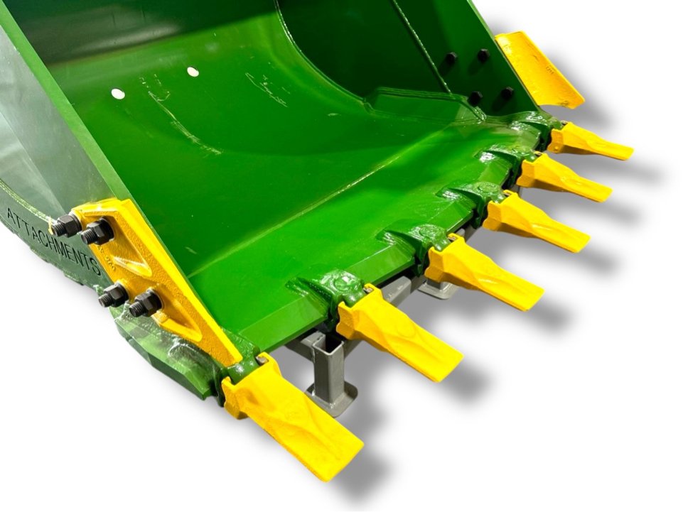 54″ Heavy Duty Digging Bucket for 16 – 25 Tons Excavators. 80mm Pins