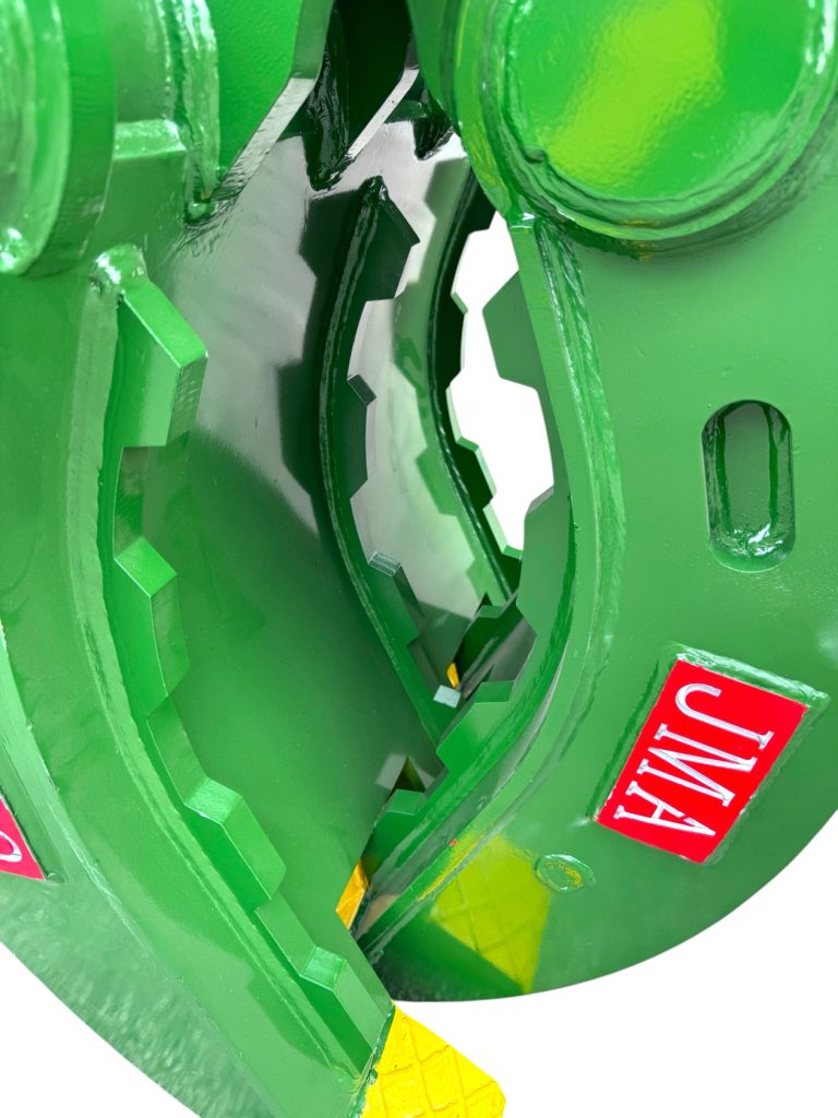 32” Mechanical Grapple For 15 – 18 Tons Excavators. 70mm Pins