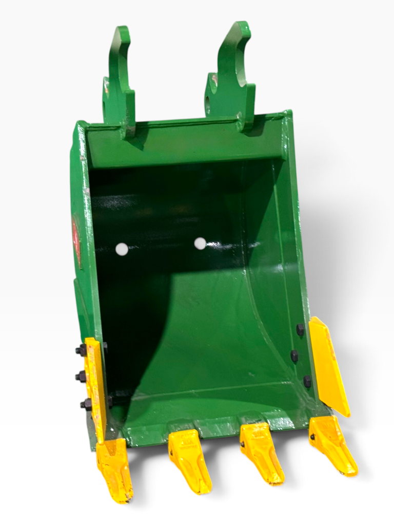 Kubota U45 18″ Mini Excavator Digging Bucket